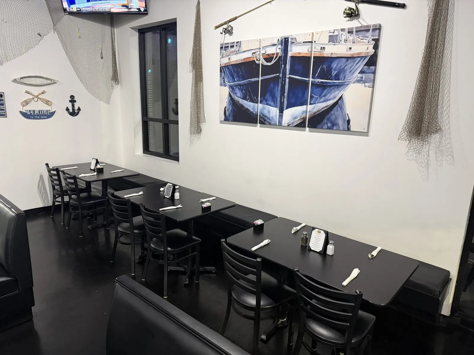 The large-party section at Funkheizer's Huntersville